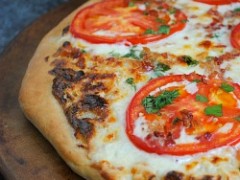 Thumbnail image for Alfredo Tomato & Bacon Pizza