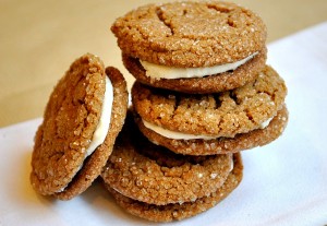 ginger cookies witcream cheese frosting