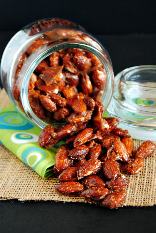 Candied apple pie spiced almonds | you-made-that.com