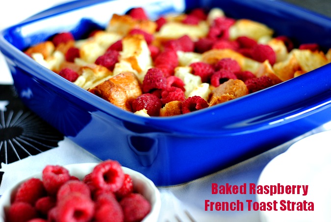 Baked Raspberry French Toast Strata | you-made-that.com