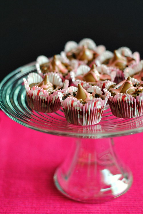 Cherry cordial brownie bites | www.you-made-that.com