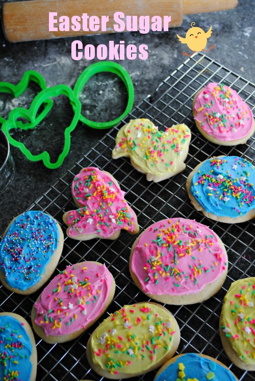 Soft Frosted Easter Sugar Cookies | you-made-that.com