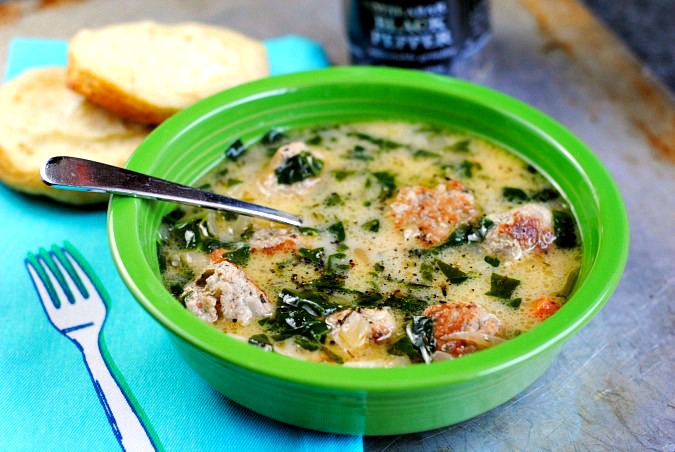 Spicy meatball soup with potatoes and spinach | you-made-that.com