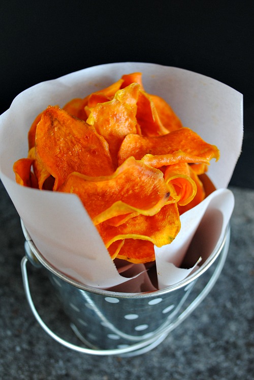 Baked Sweet Potato Chips | you-made-that.com