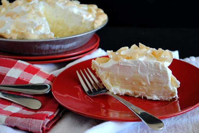 Coconut cream pie | you-made-that.com